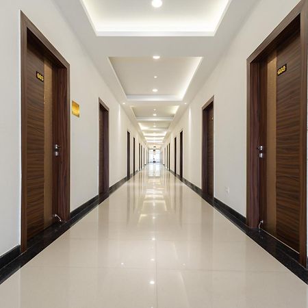 Maryada Maitri Resort -100 Rooms & 3 Banquets Сіліґурі Екстер'єр фото