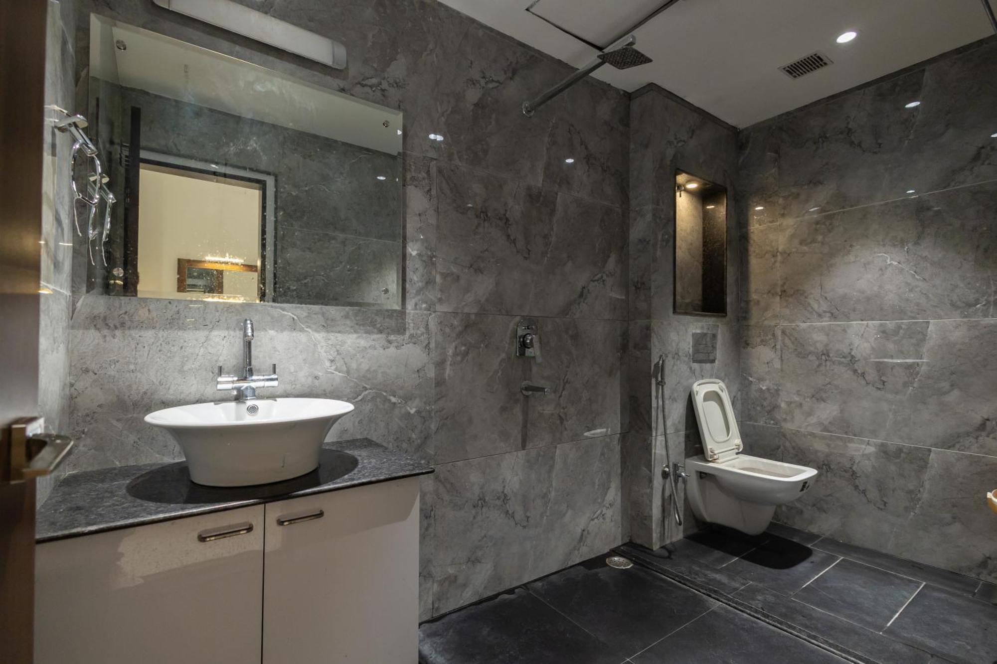 Maryada Maitri Resort -100 Rooms & 3 Banquets Сіліґурі Екстер'єр фото