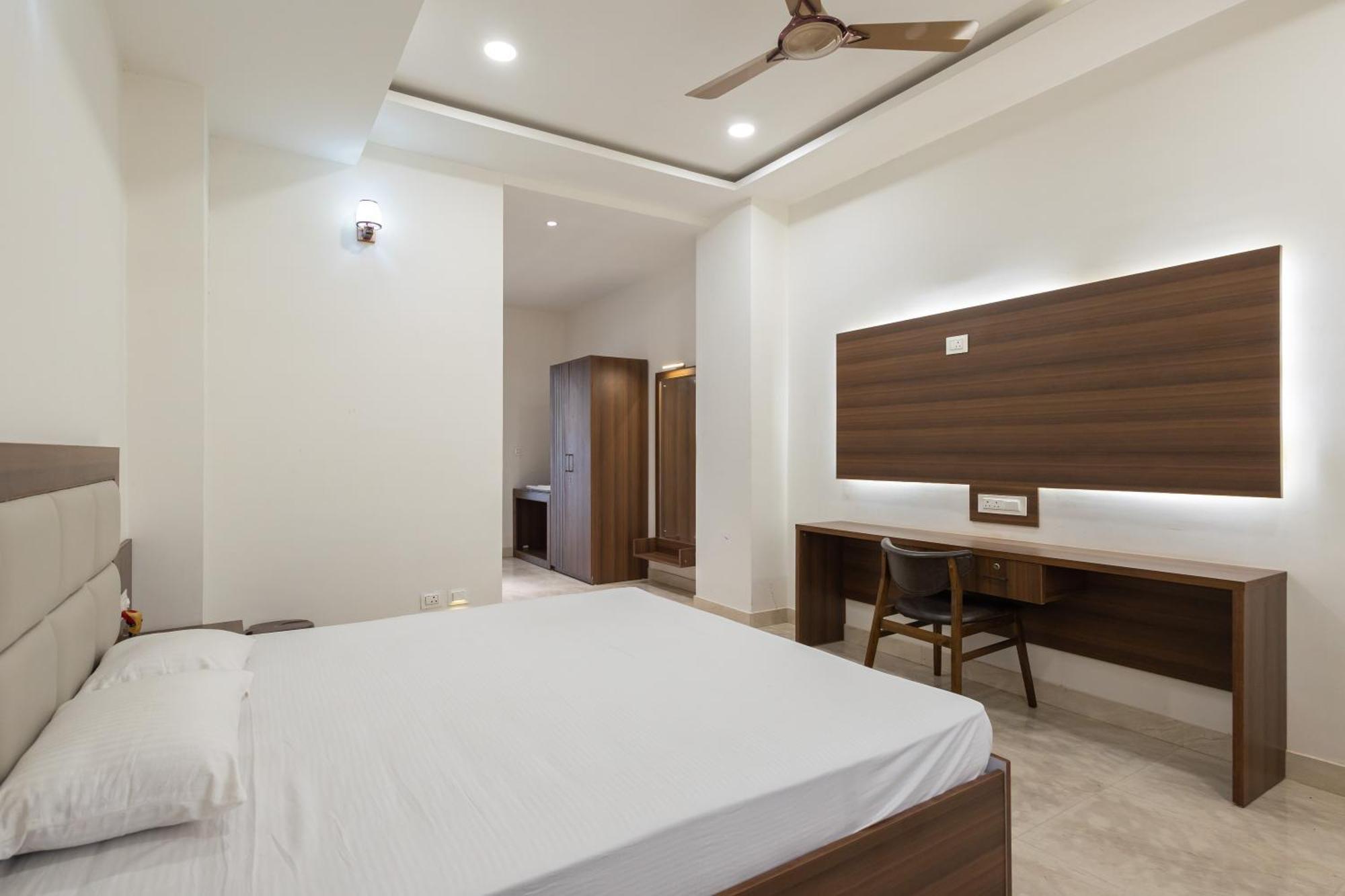 Maryada Maitri Resort -100 Rooms & 3 Banquets Сіліґурі Екстер'єр фото
